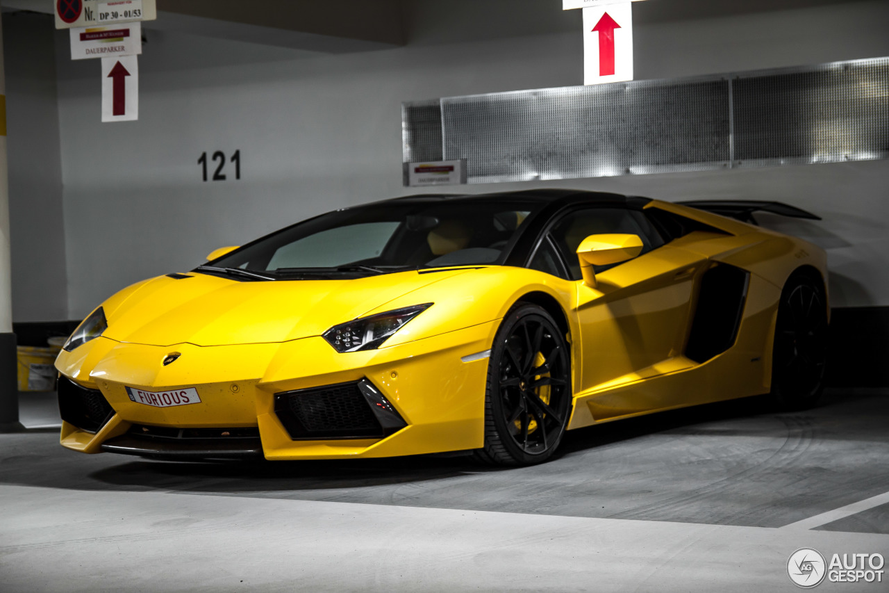 Lamborghini Aventador Lp Roadster Dezember Autogespot