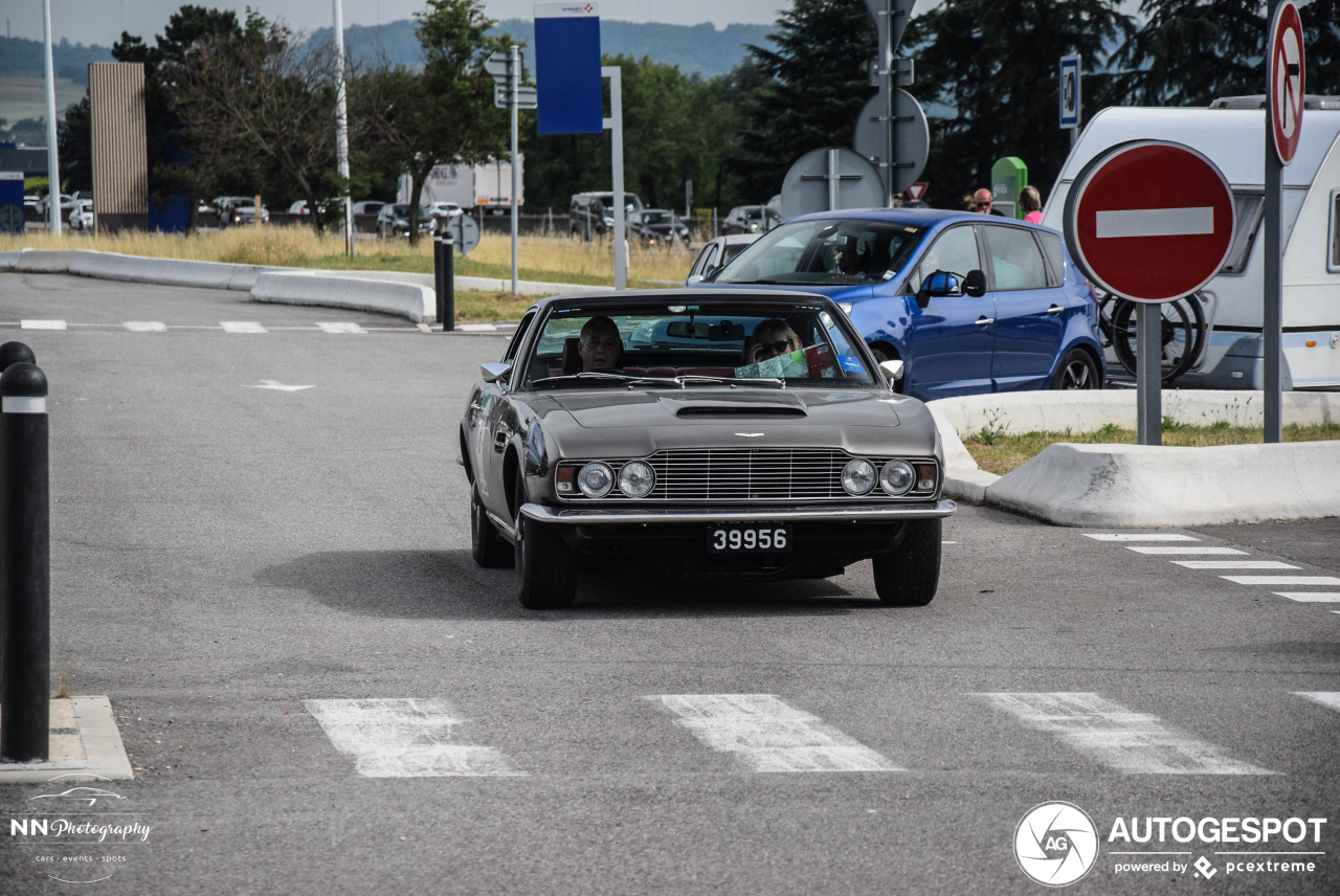 Aston Martin Dbs Juin Autogespot