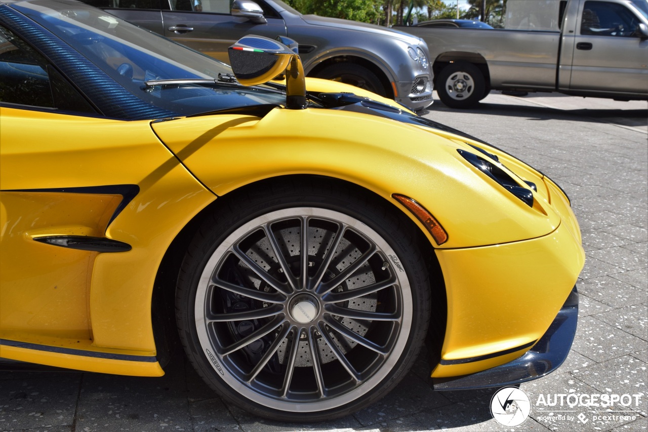 Pagani Huayra Roadster December Autogespot