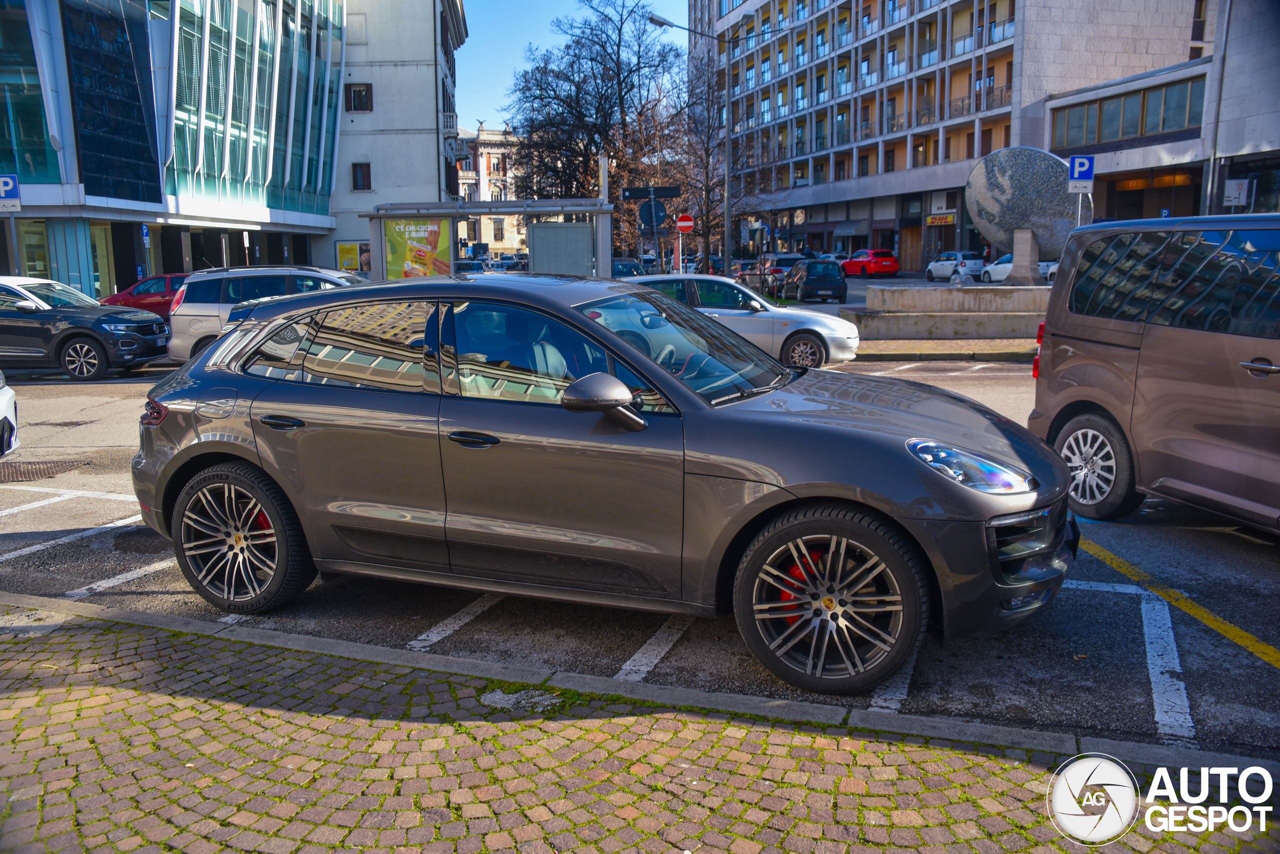 Porsche B Macan Gts February Autogespot