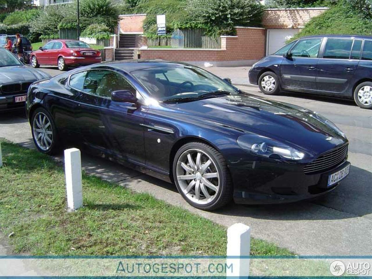 Aston Martin DB9