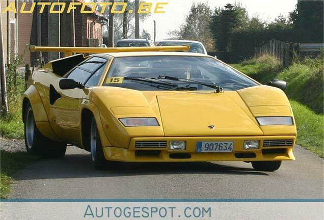 Lamborghini Countach LP400 S