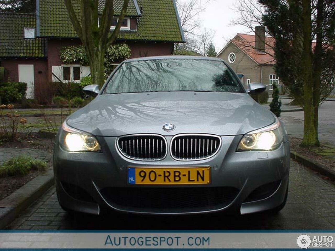 BMW M5 E60 2005