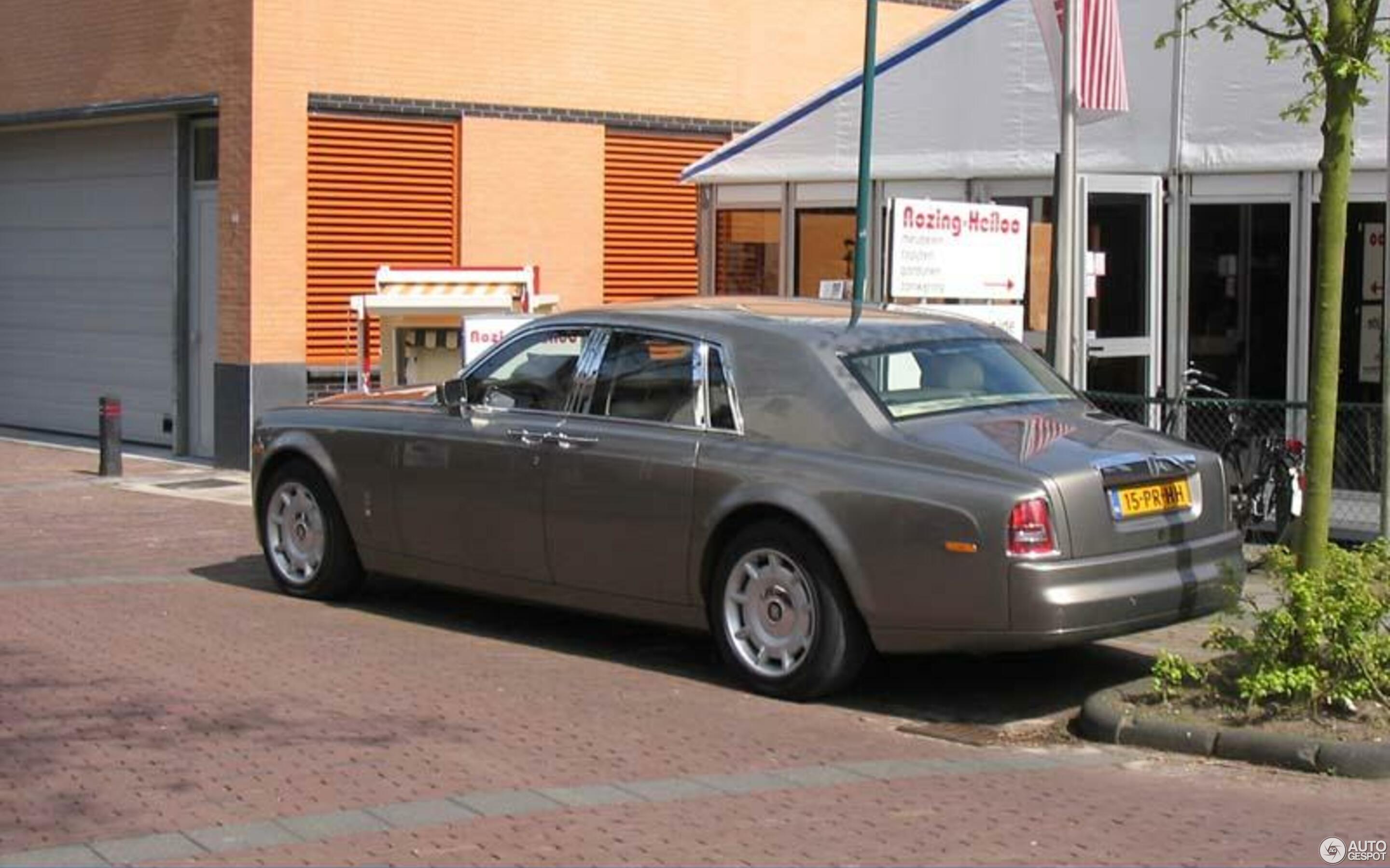 Rolls-Royce Phantom