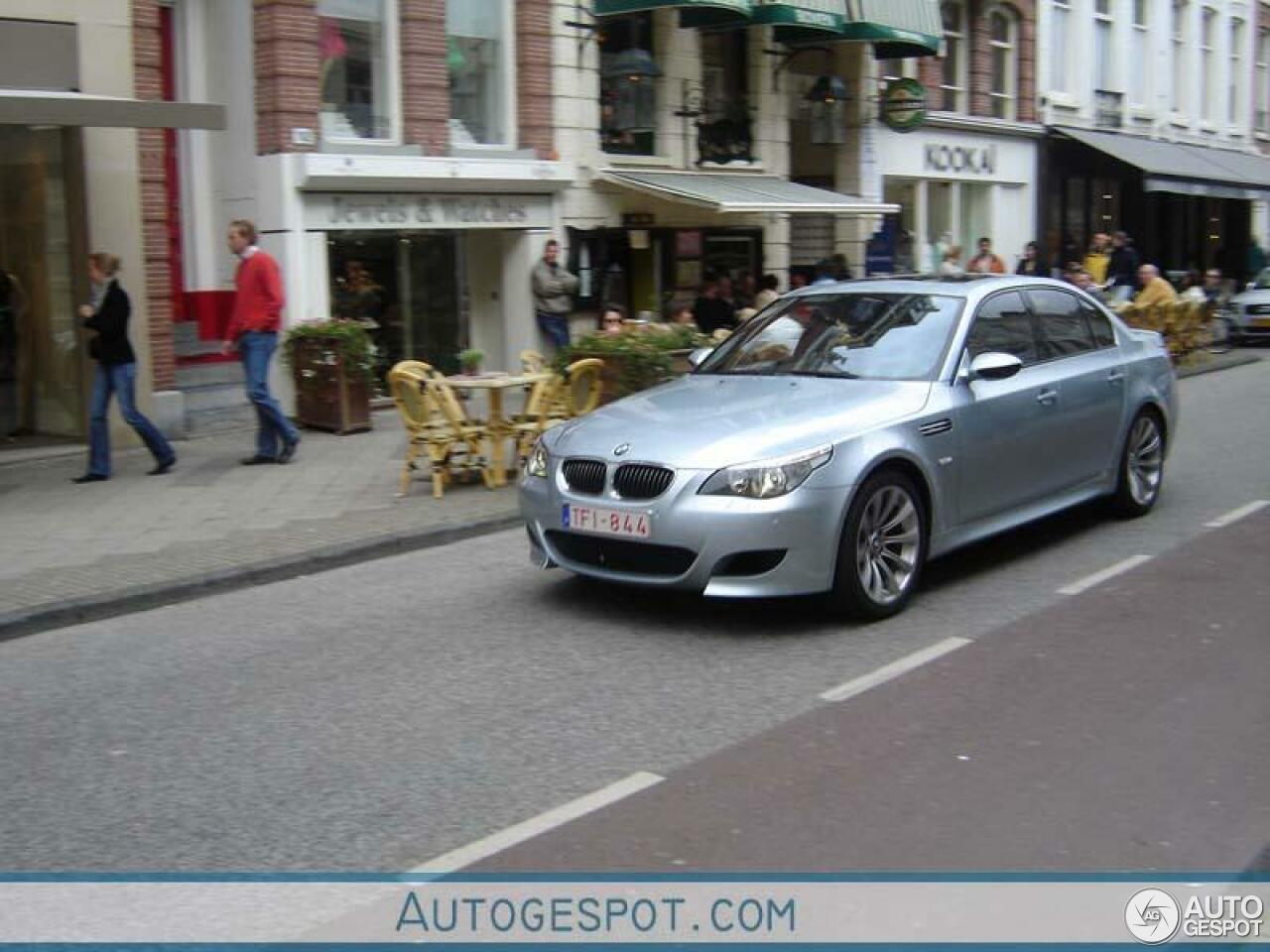 BMW M5 E60 2005