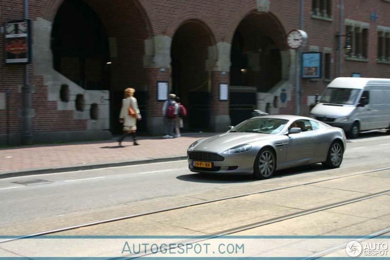 Aston Martin DB9