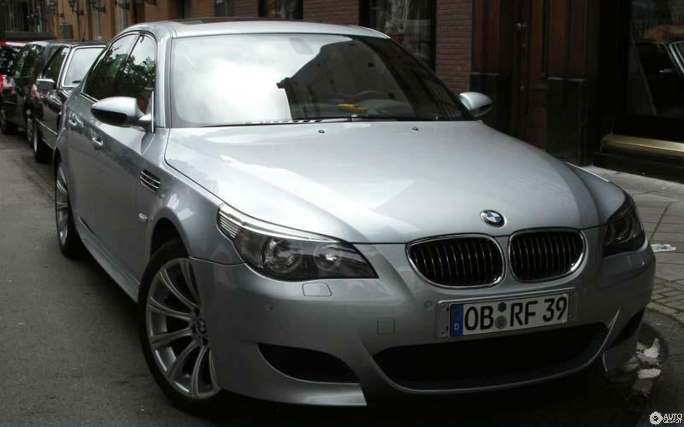 BMW M5 E60 2005