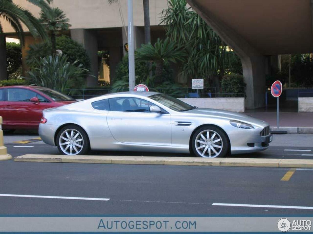 Aston Martin DB9