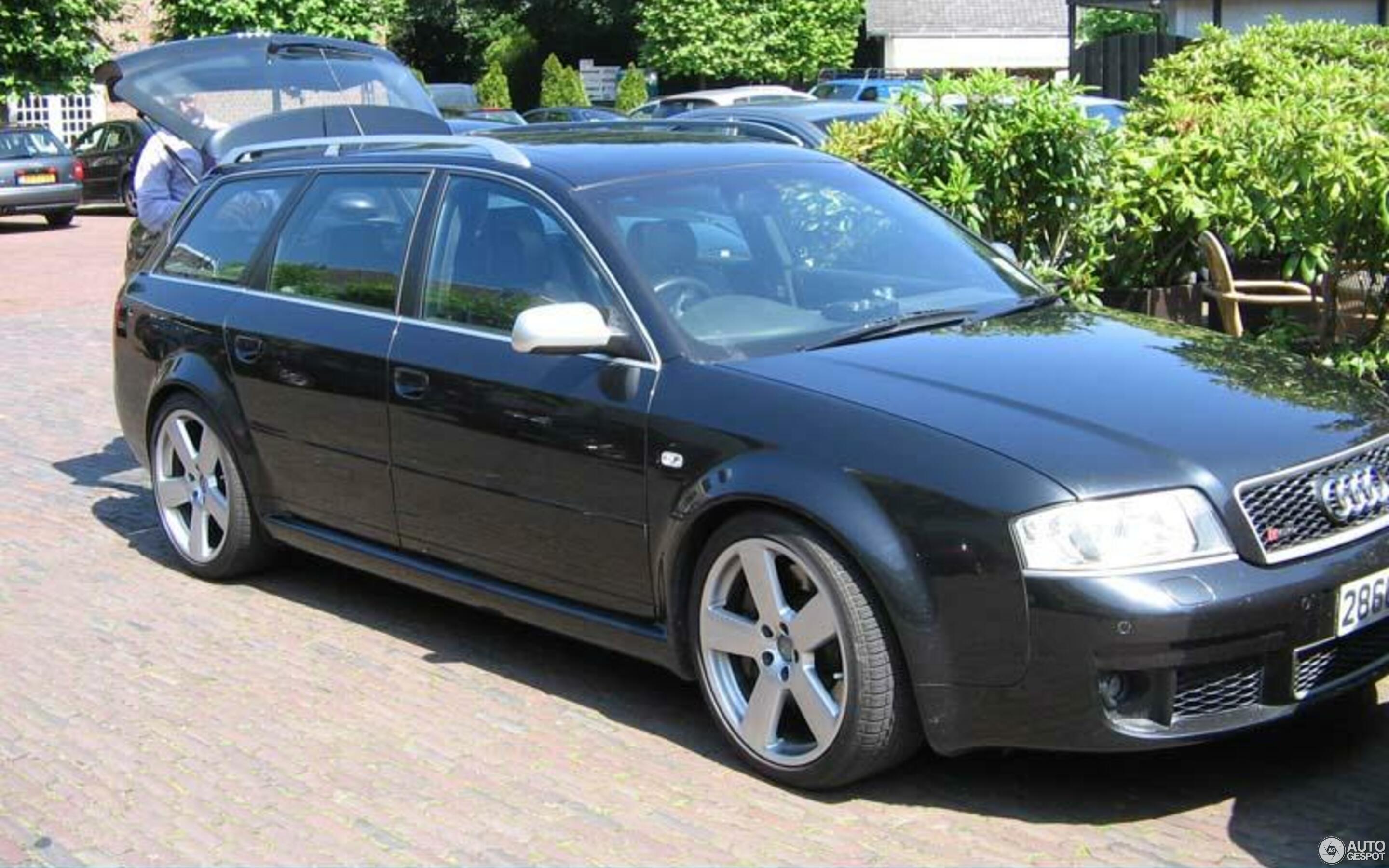 Audi RS6 Avant C5