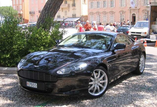 Aston Martin DB9