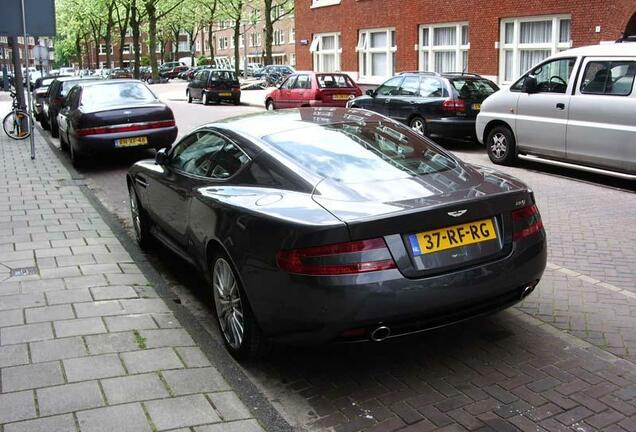 Aston Martin DB9