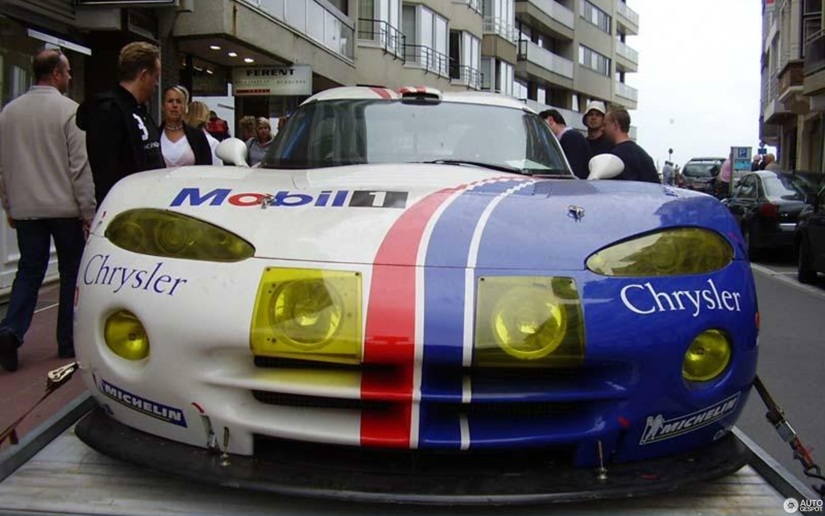 Chrysler Viper GTS-R