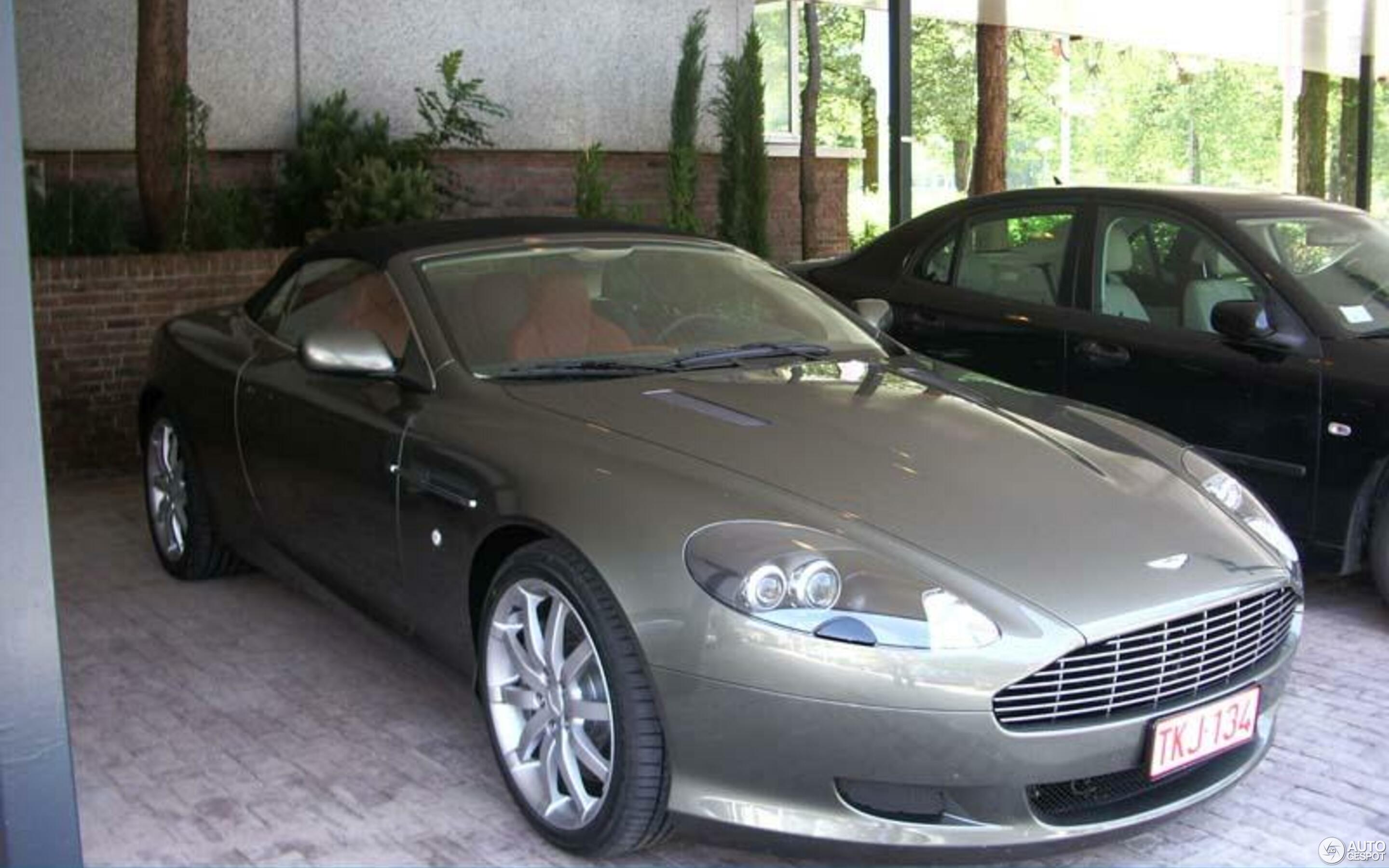 Aston Martin DB9 Volante