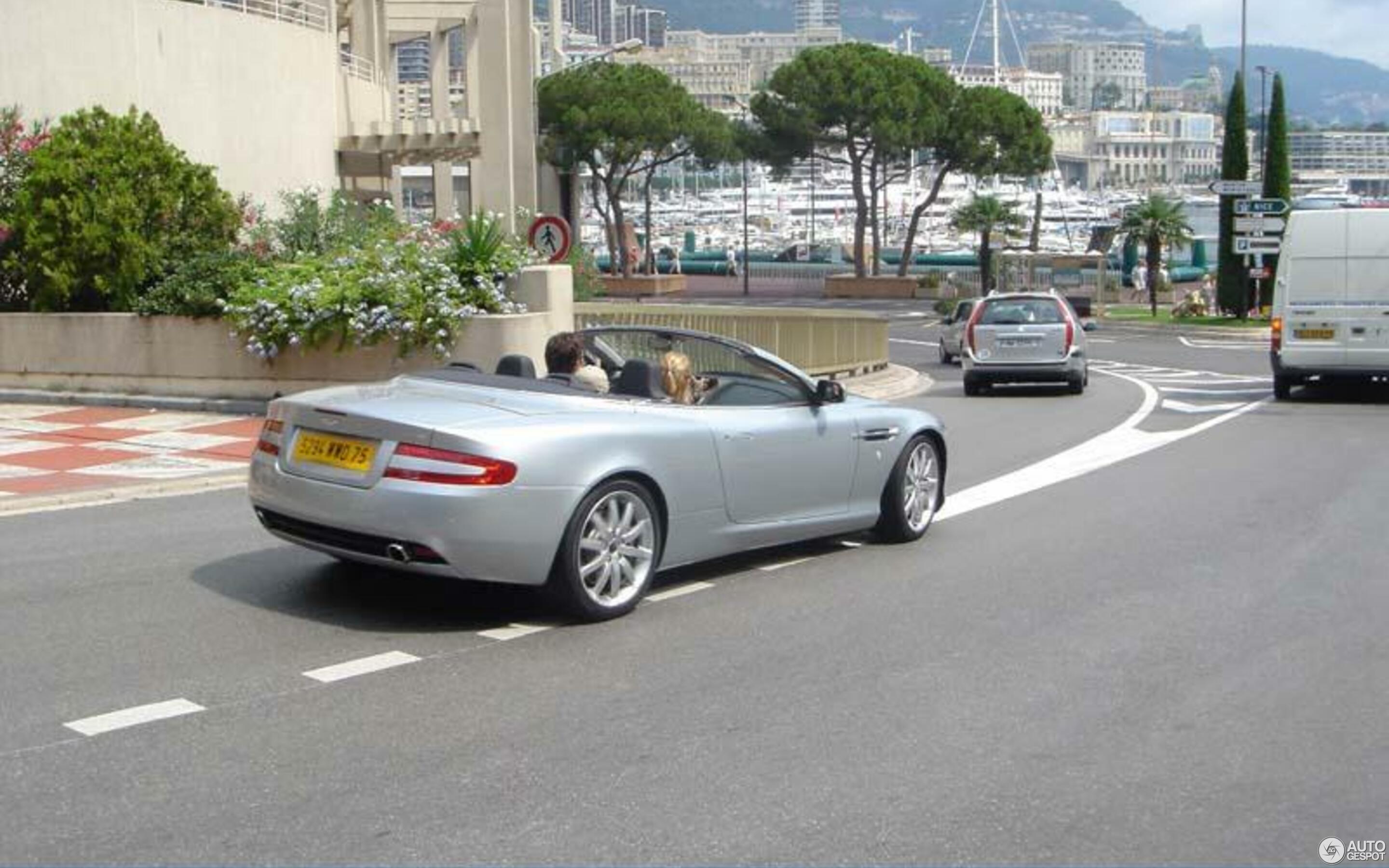 Aston Martin DB9 Volante