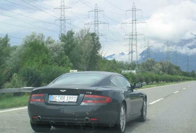 Aston Martin DB9