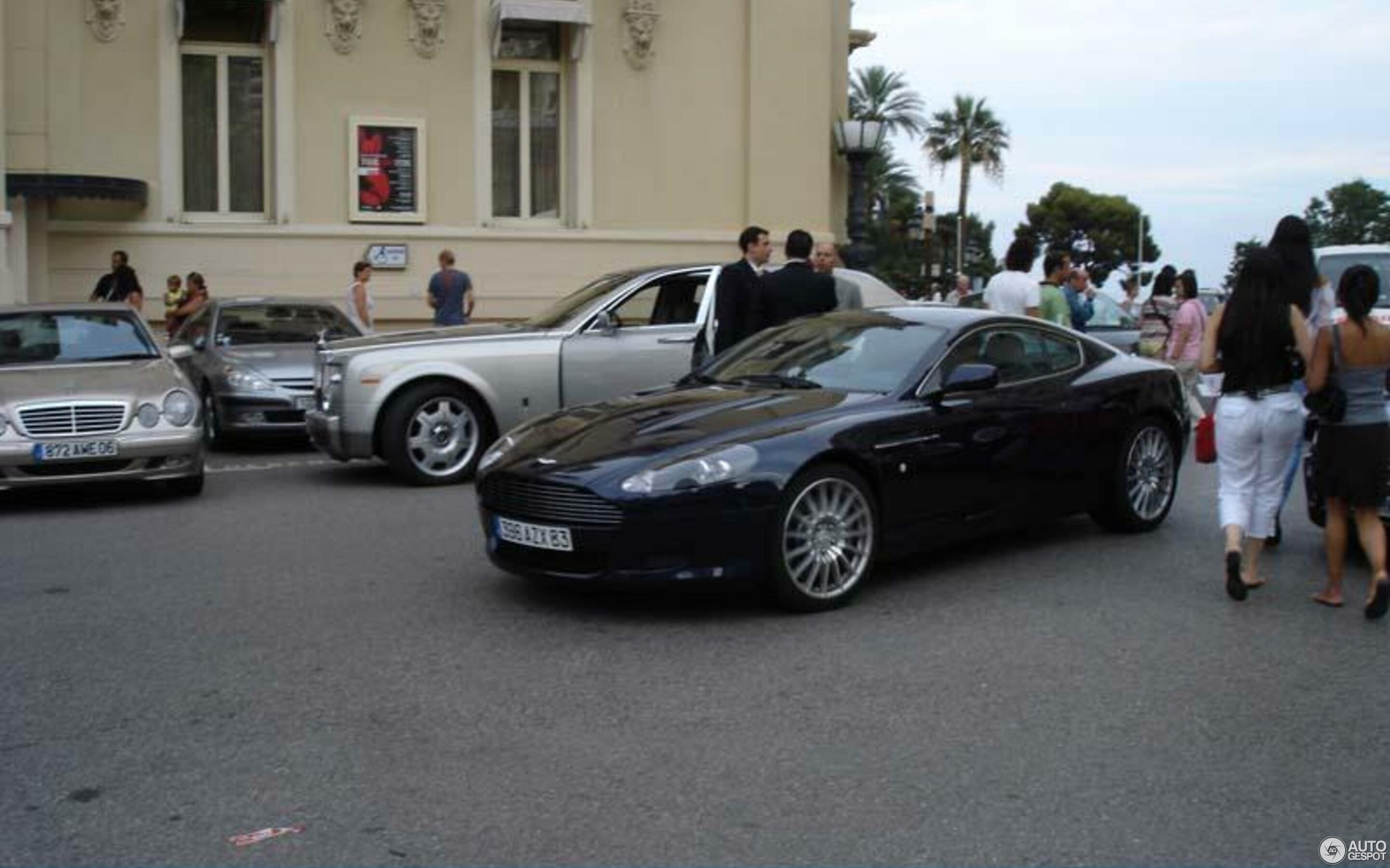 Aston Martin DB9