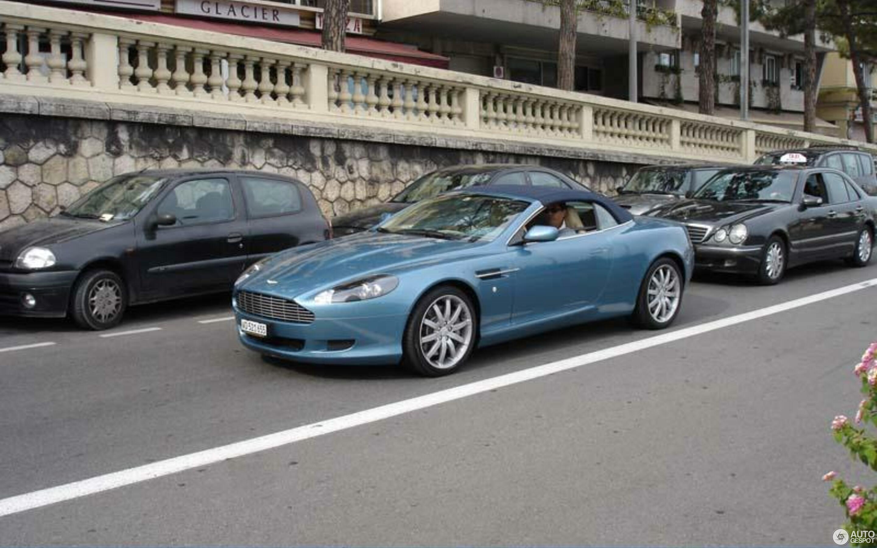 Aston Martin DB9 Volante