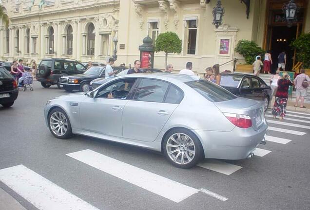 BMW M5 E60 2005