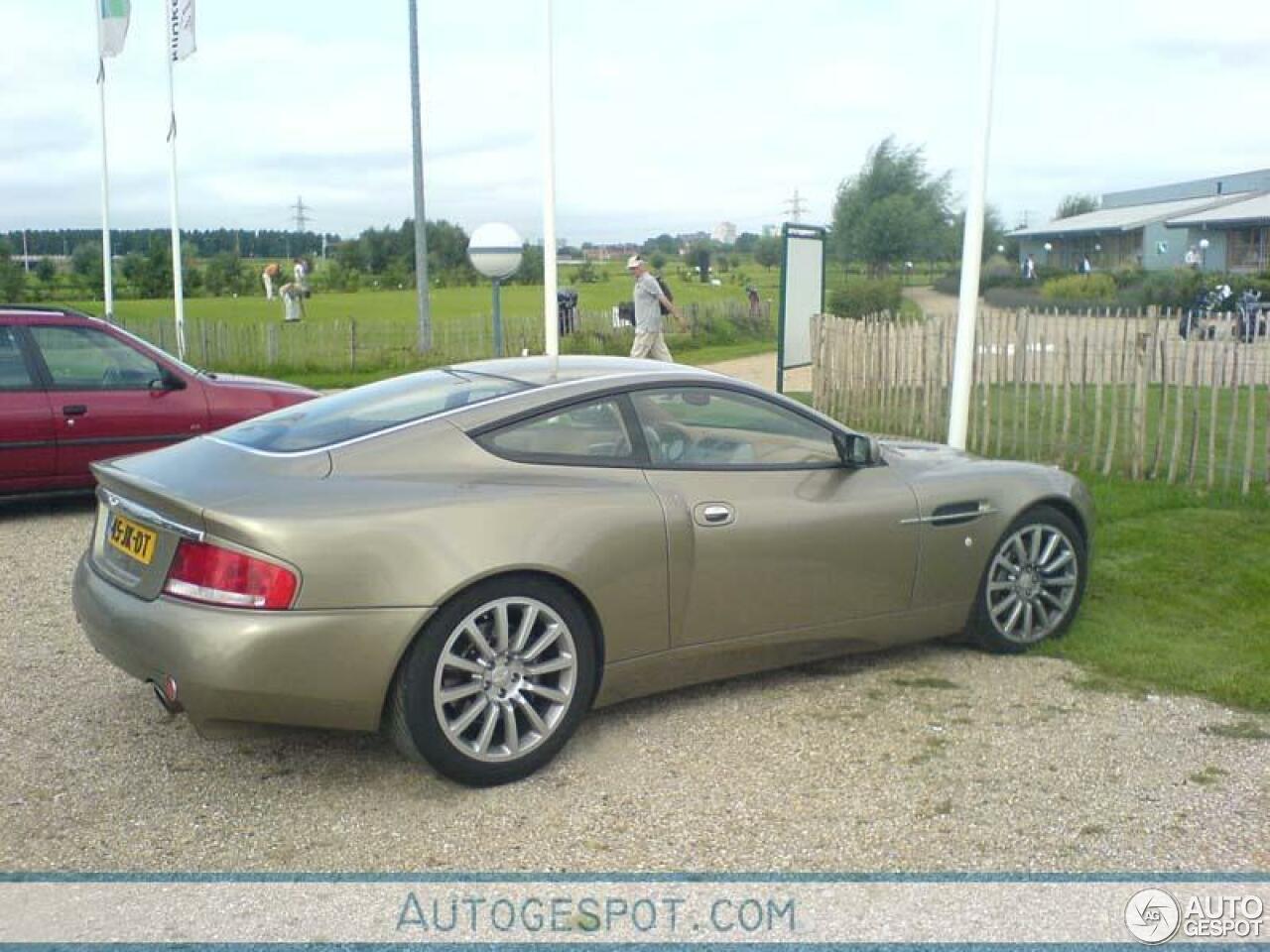 Aston Martin Vanquish