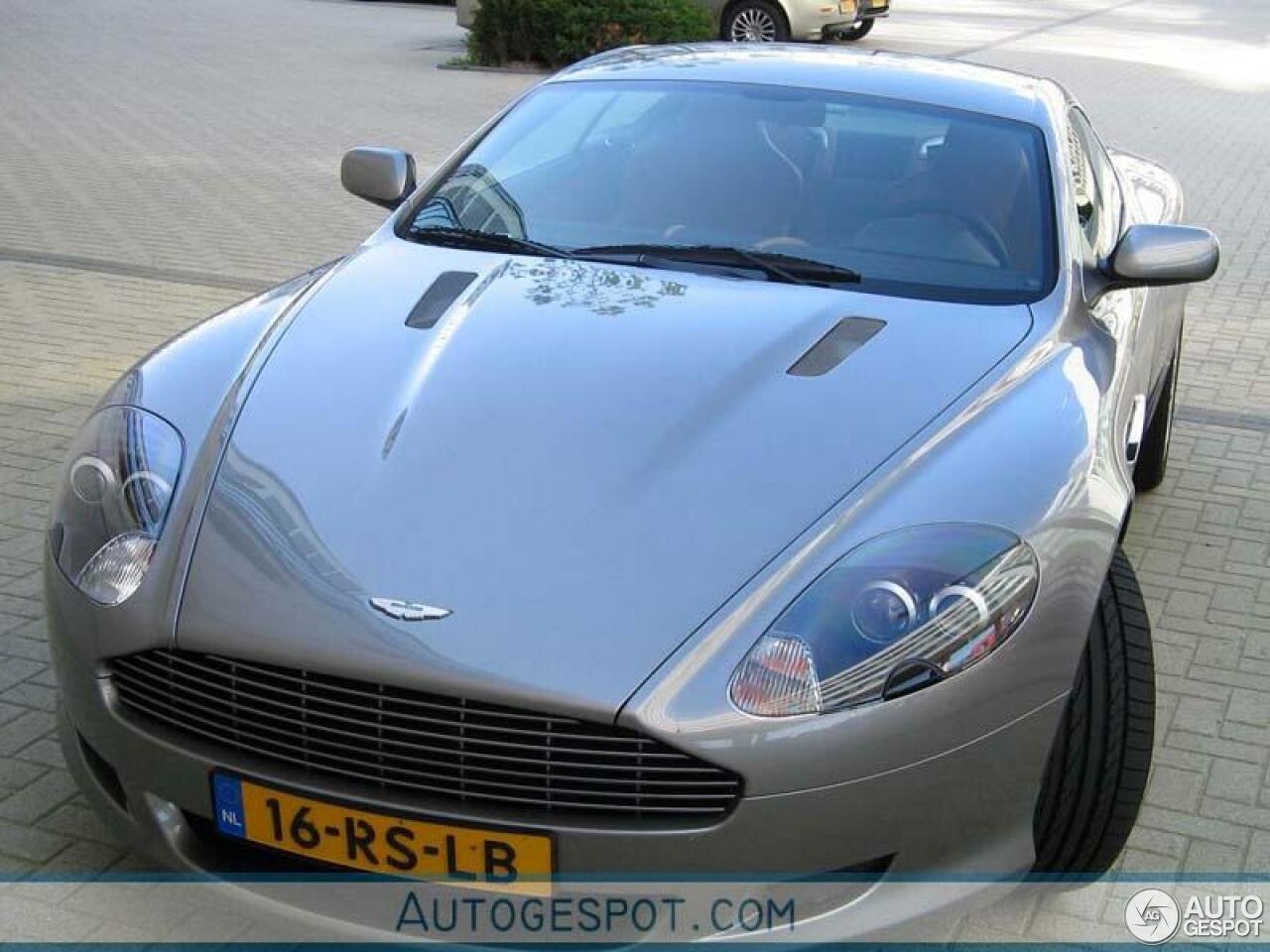 Aston Martin DB9