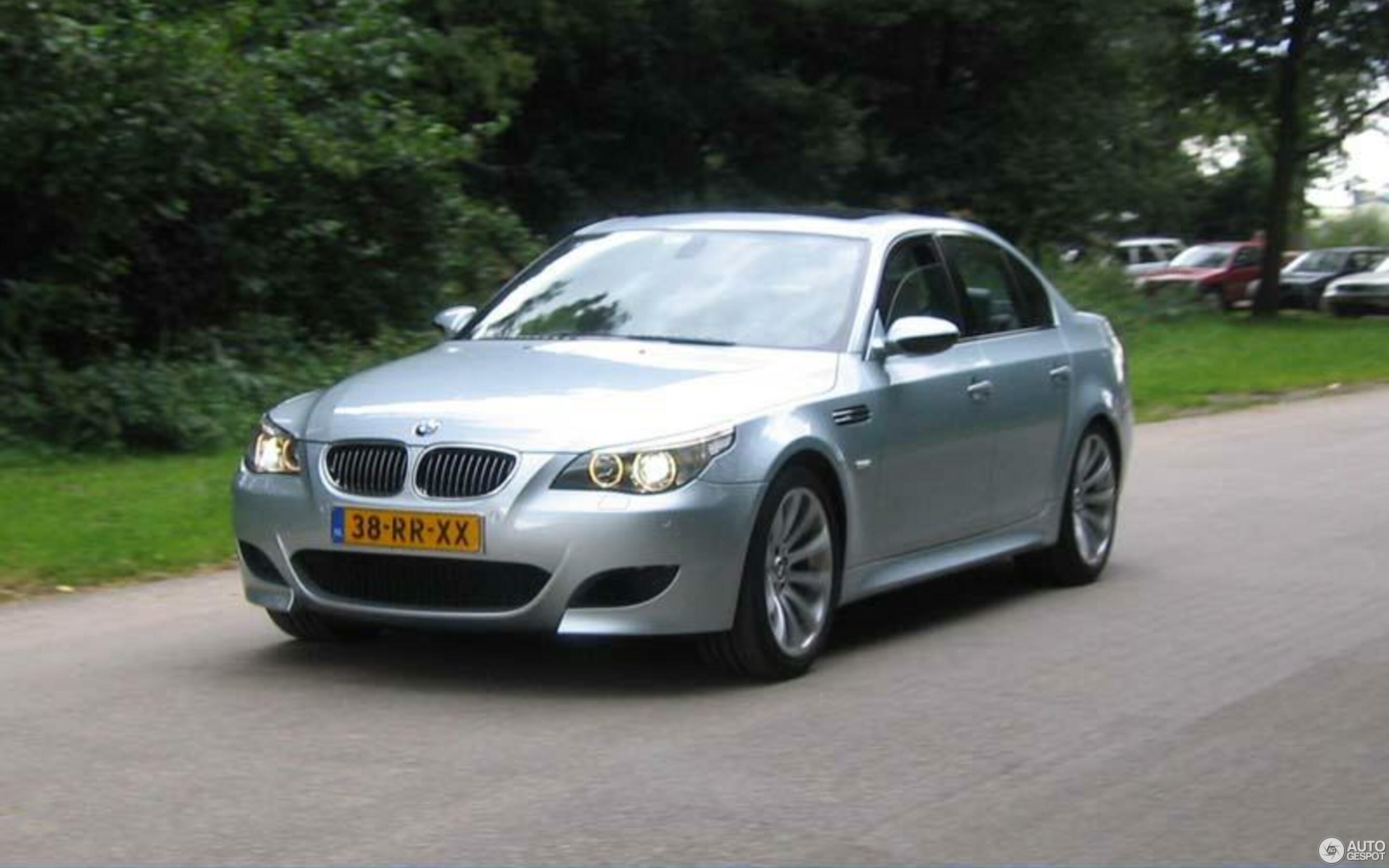 BMW M5 E60 2005