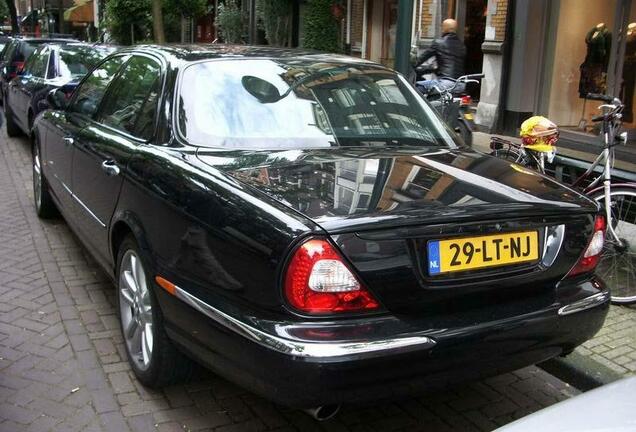 Jaguar XJR