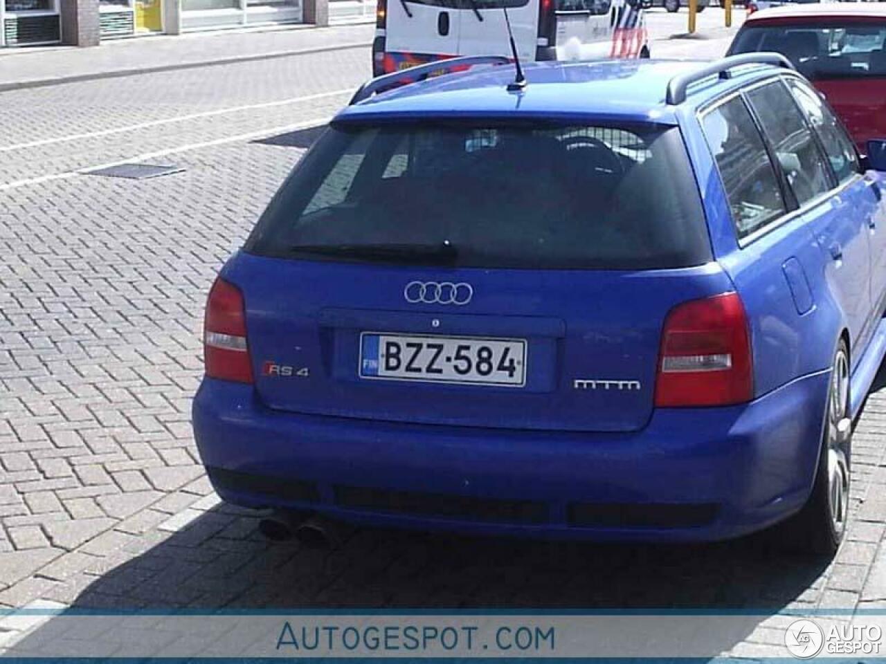 Audi RS4 Avant B5