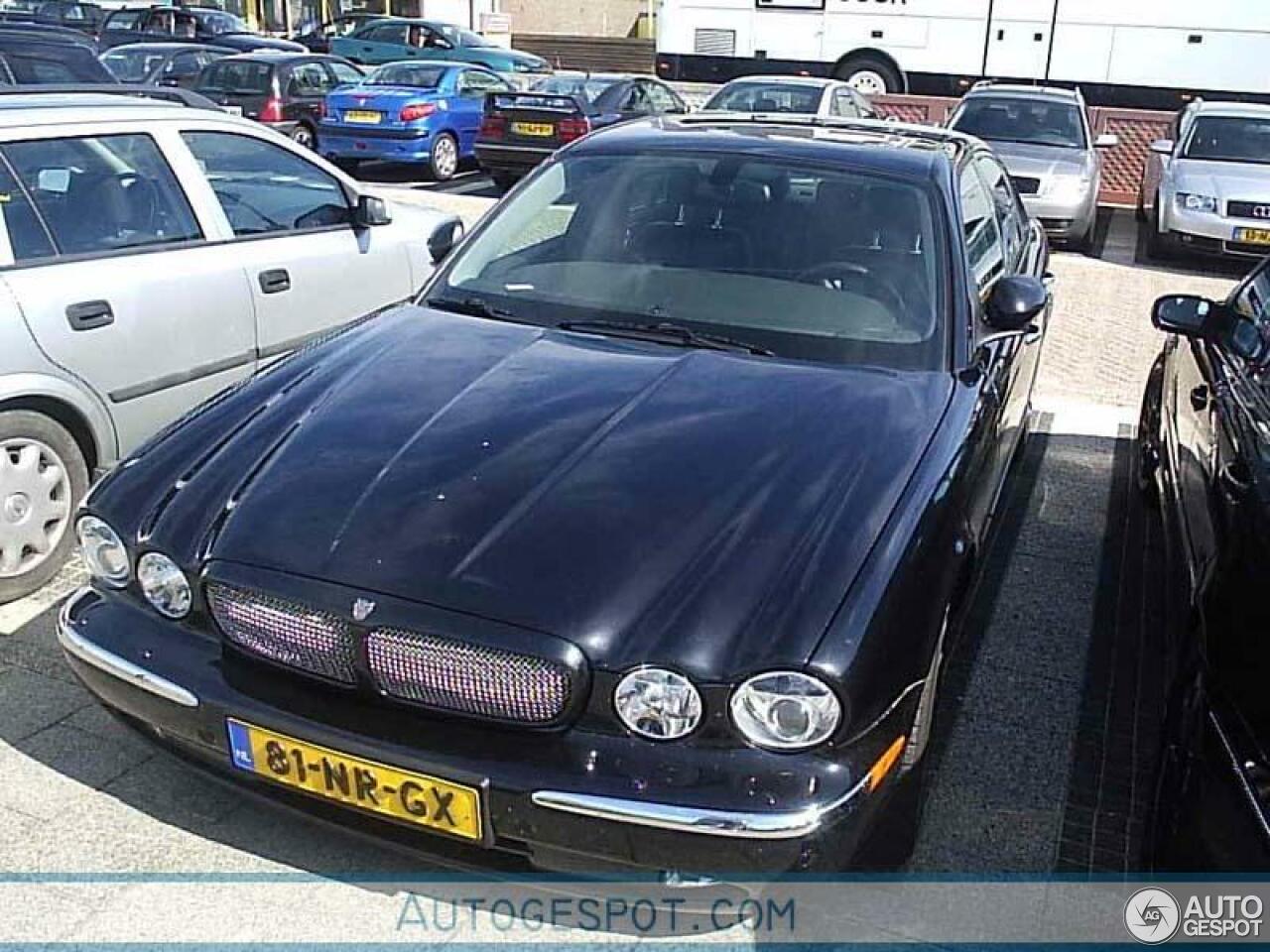 Jaguar XJR