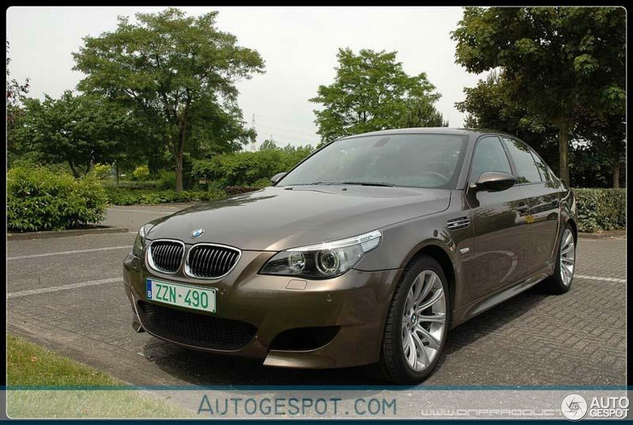 BMW M5 E60 2005