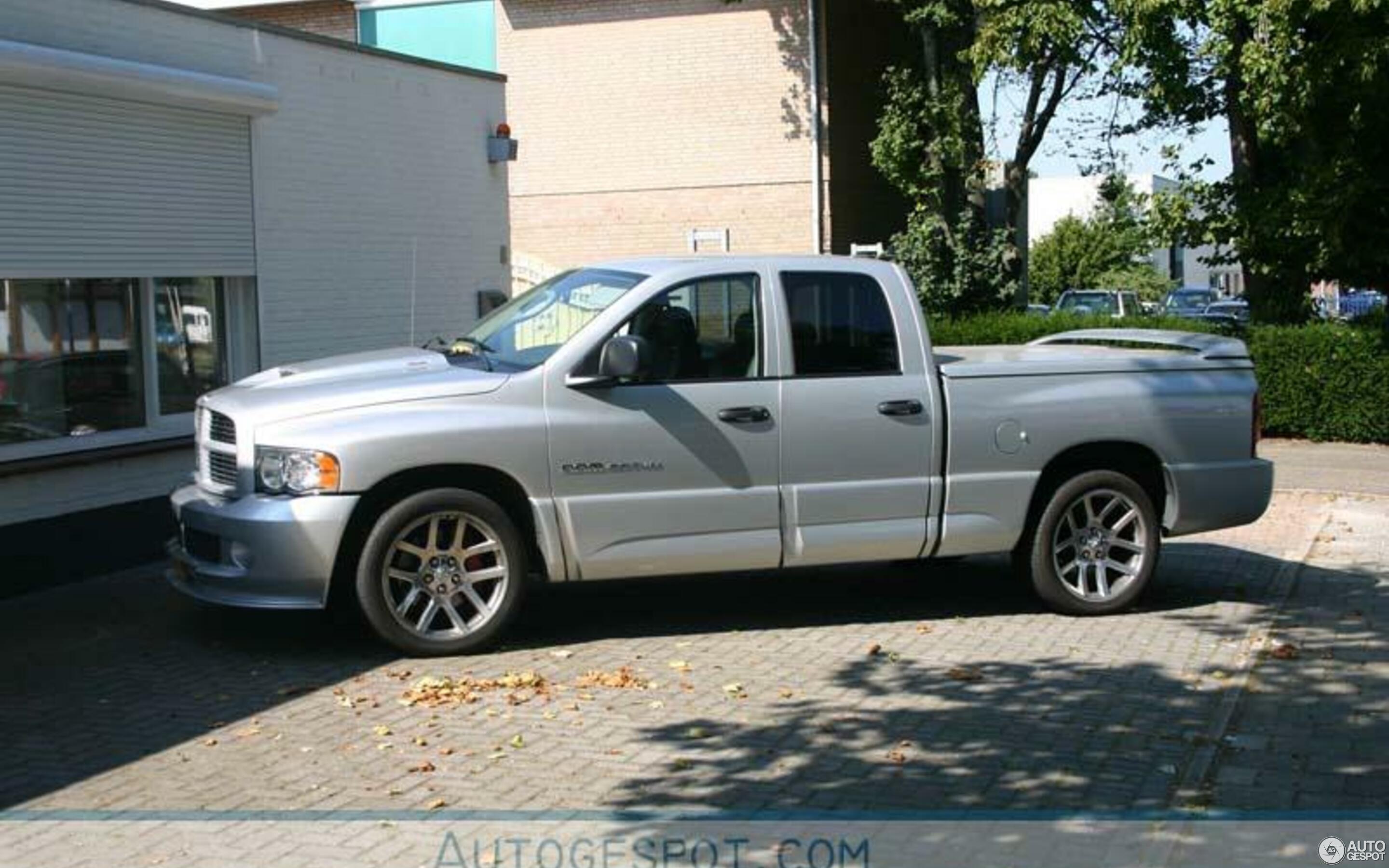 Dodge RAM SRT-10 Quad-Cab