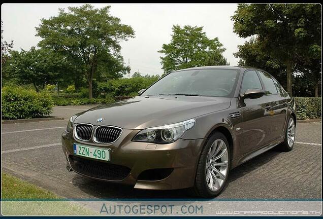 BMW M5 E60 2005