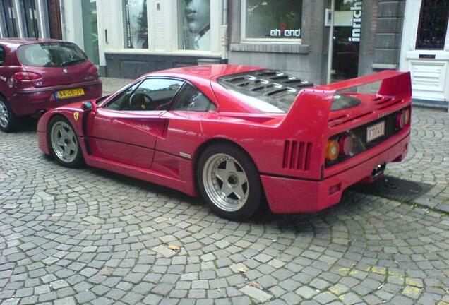 Ferrari F40