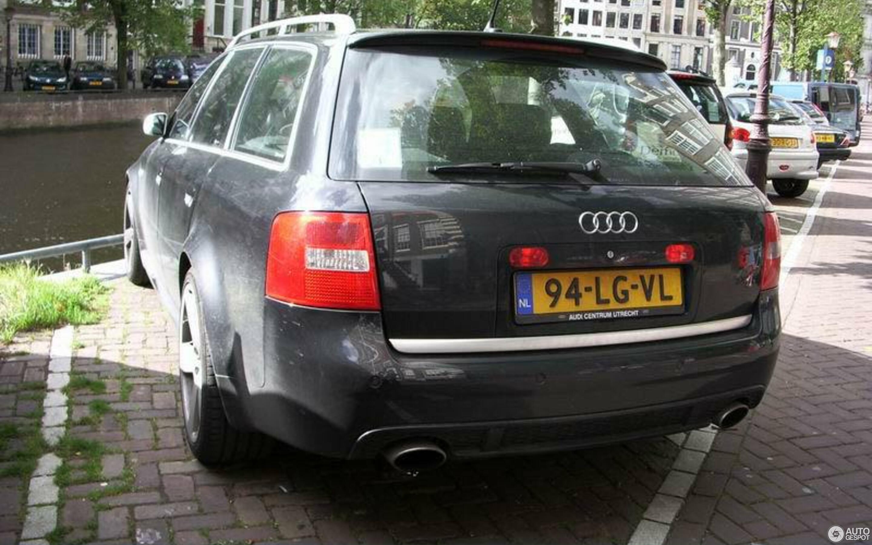 Audi RS6 Avant C5