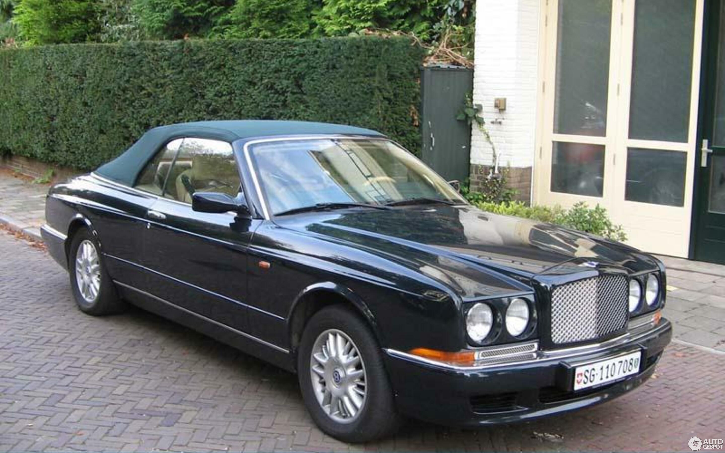 Bentley Azure