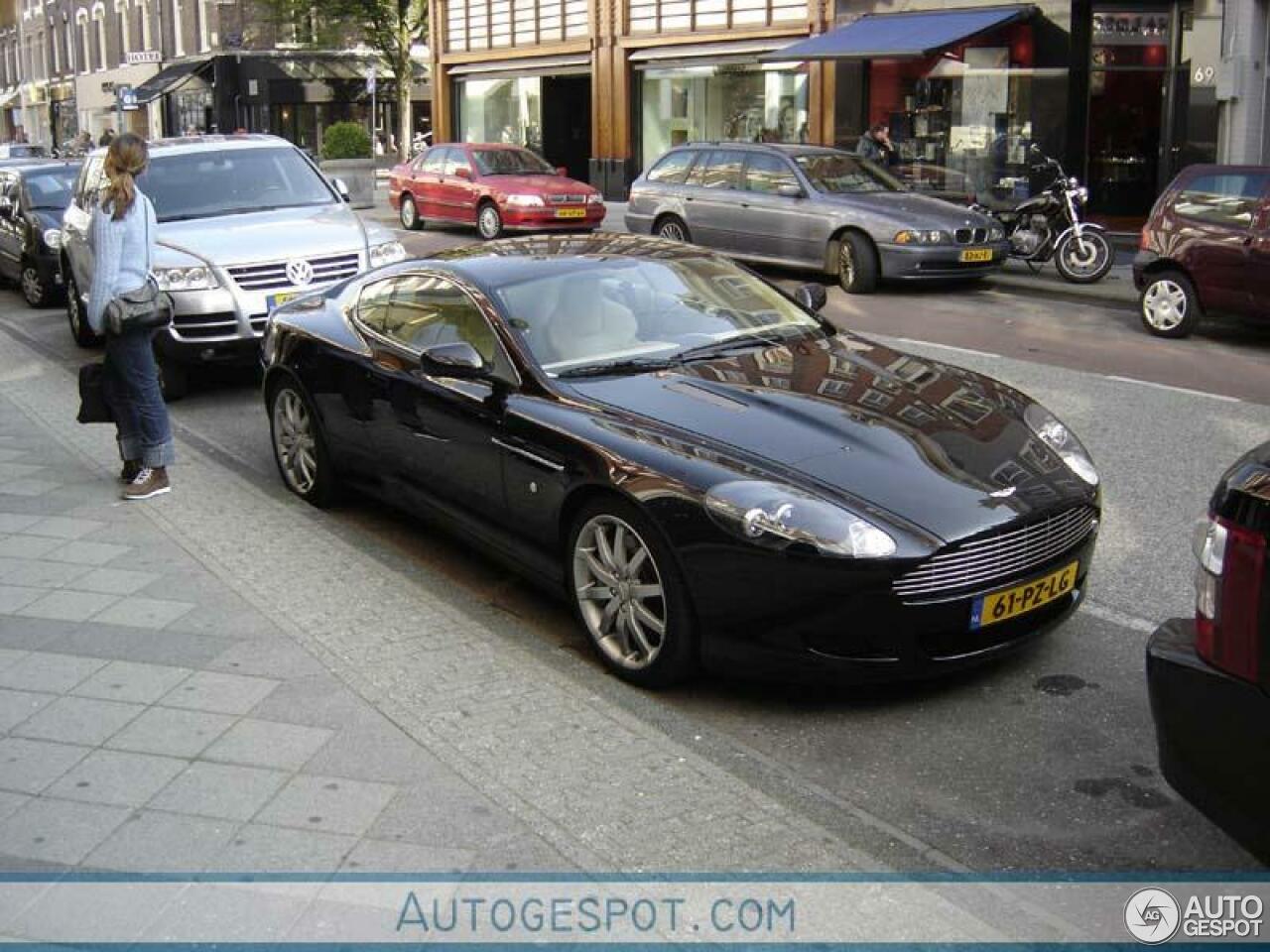 Aston Martin DB9