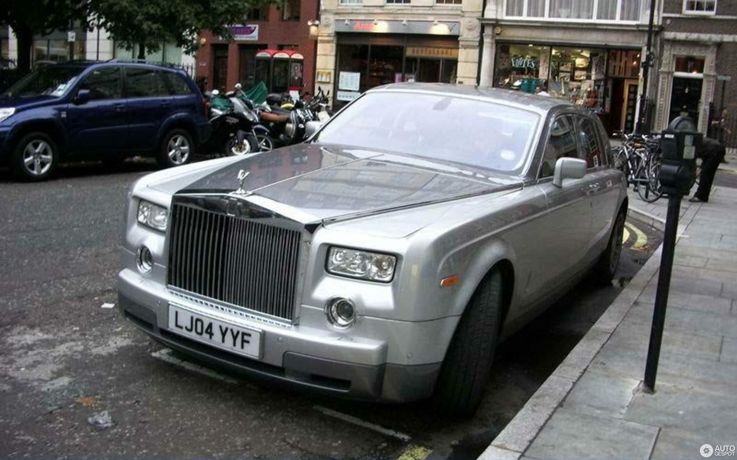 Rolls-Royce Phantom