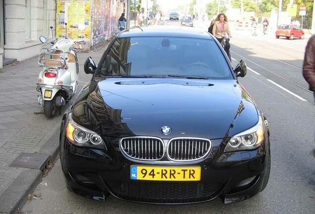 BMW M5 E60 2005