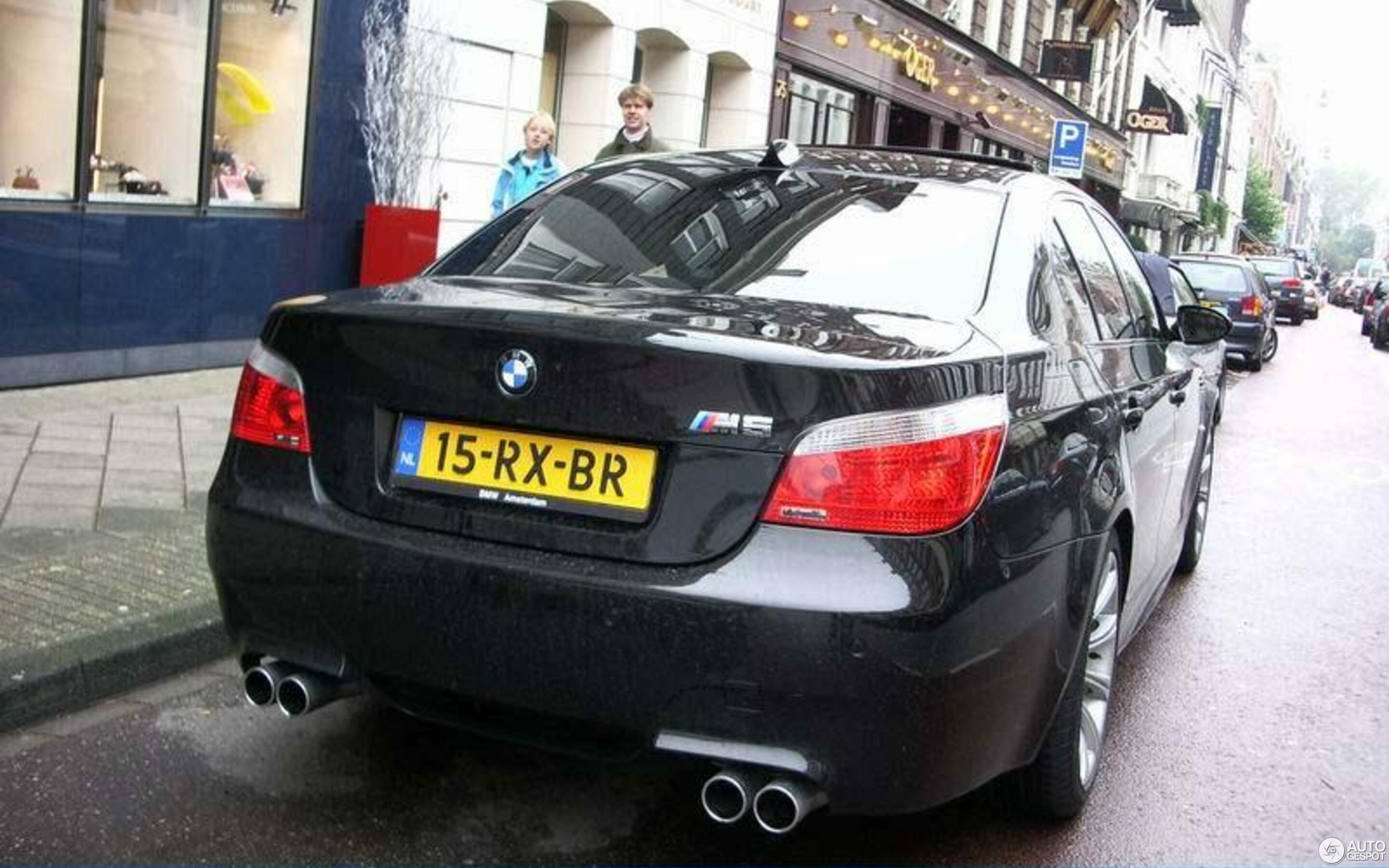 BMW M5 E60 2005