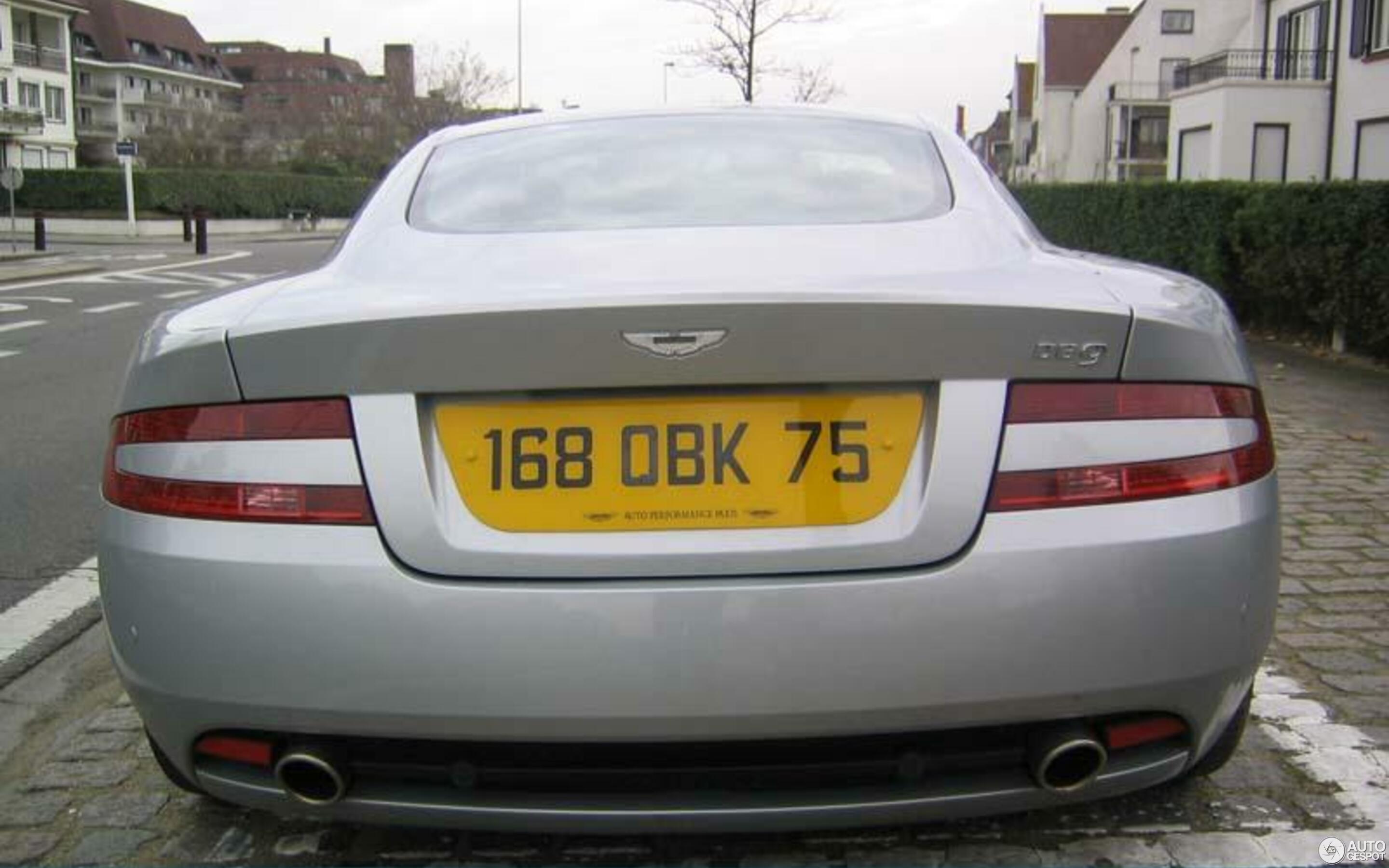 Aston Martin DB9