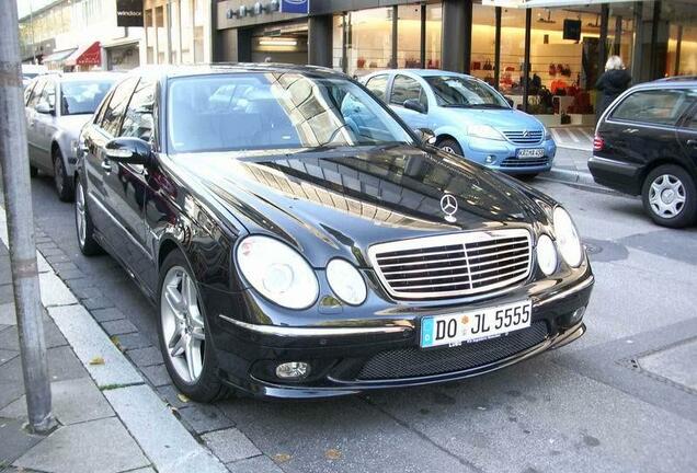 Mercedes-Benz E 55 AMG