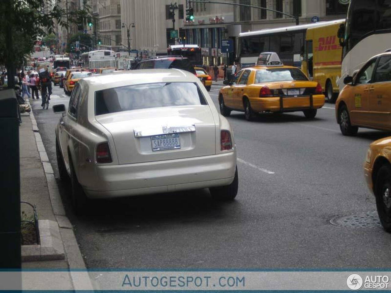 Rolls-Royce Phantom