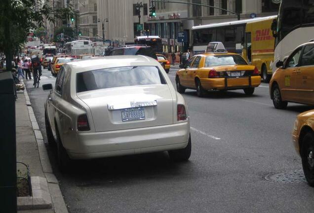 Rolls-Royce Phantom