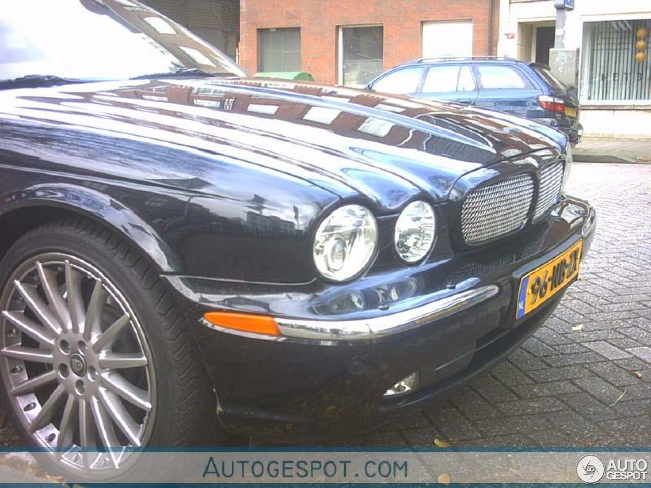 Jaguar XJR