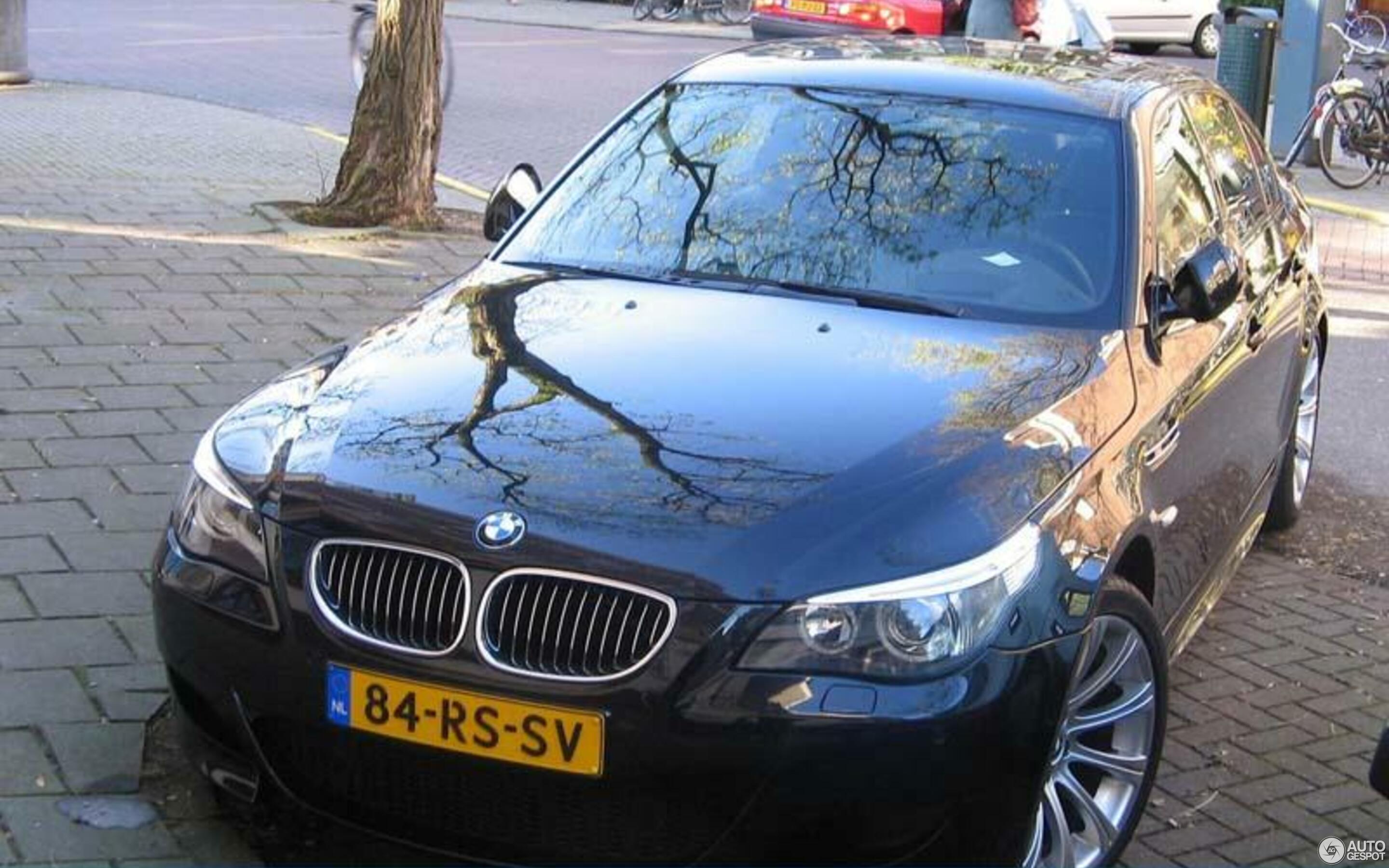 BMW M5 E60 2005