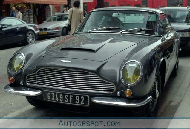 Aston Martin DB6 MKII