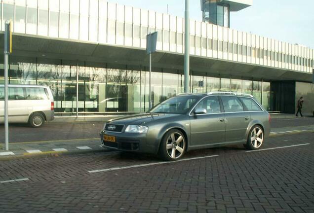 Audi RS6 Avant C5