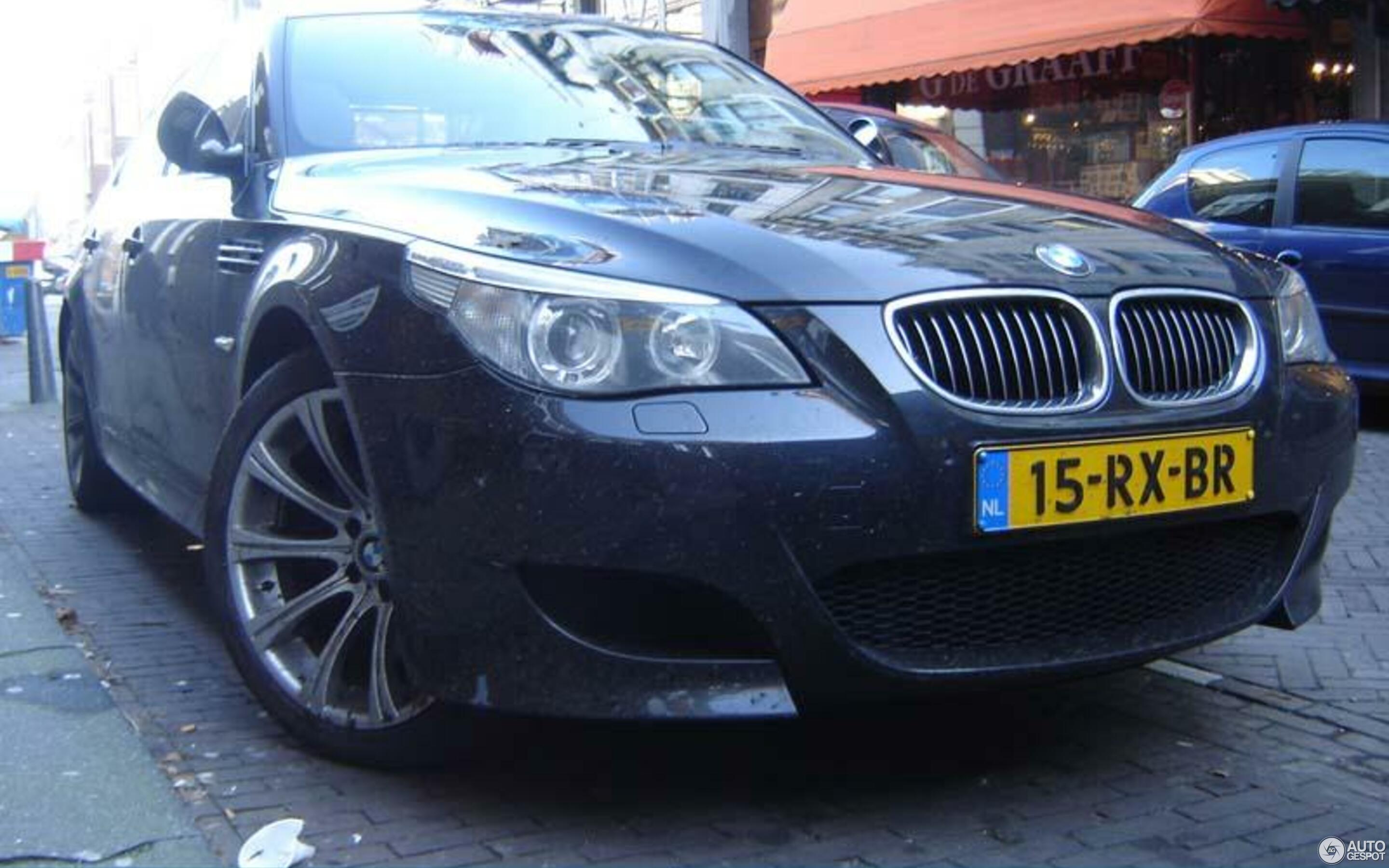 BMW M5 E60 2005