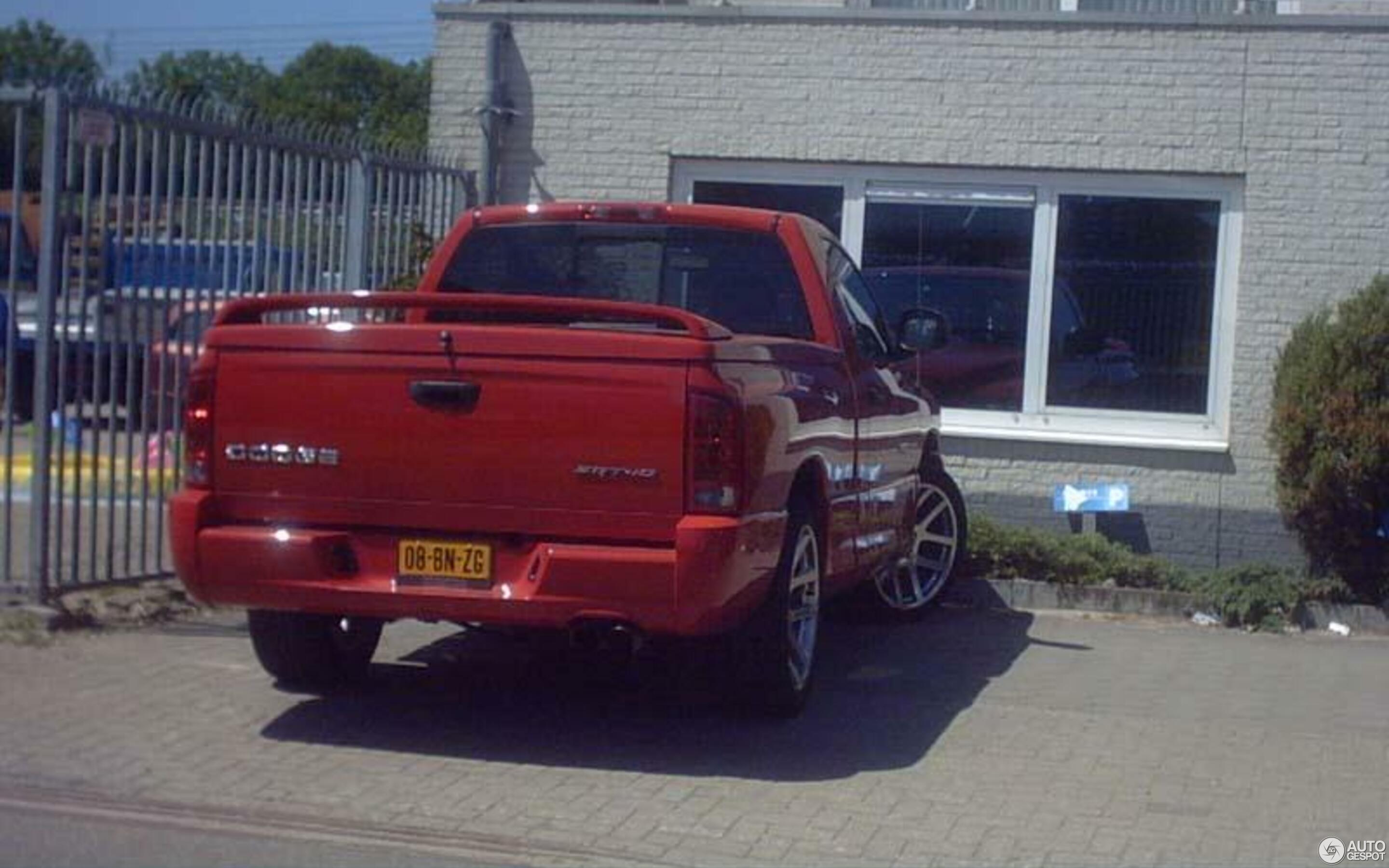 Dodge RAM SRT-10