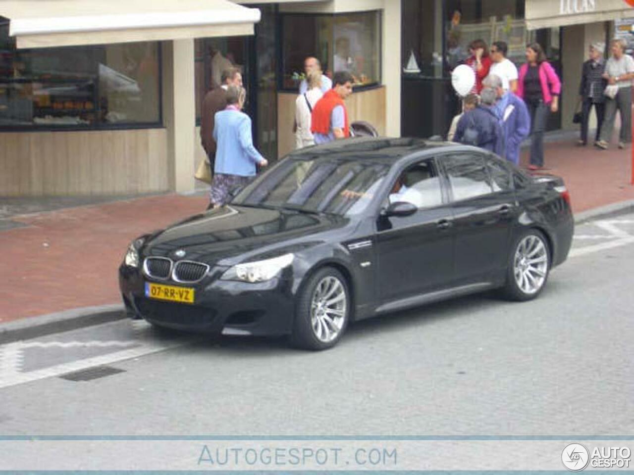 BMW M5 E60 2005