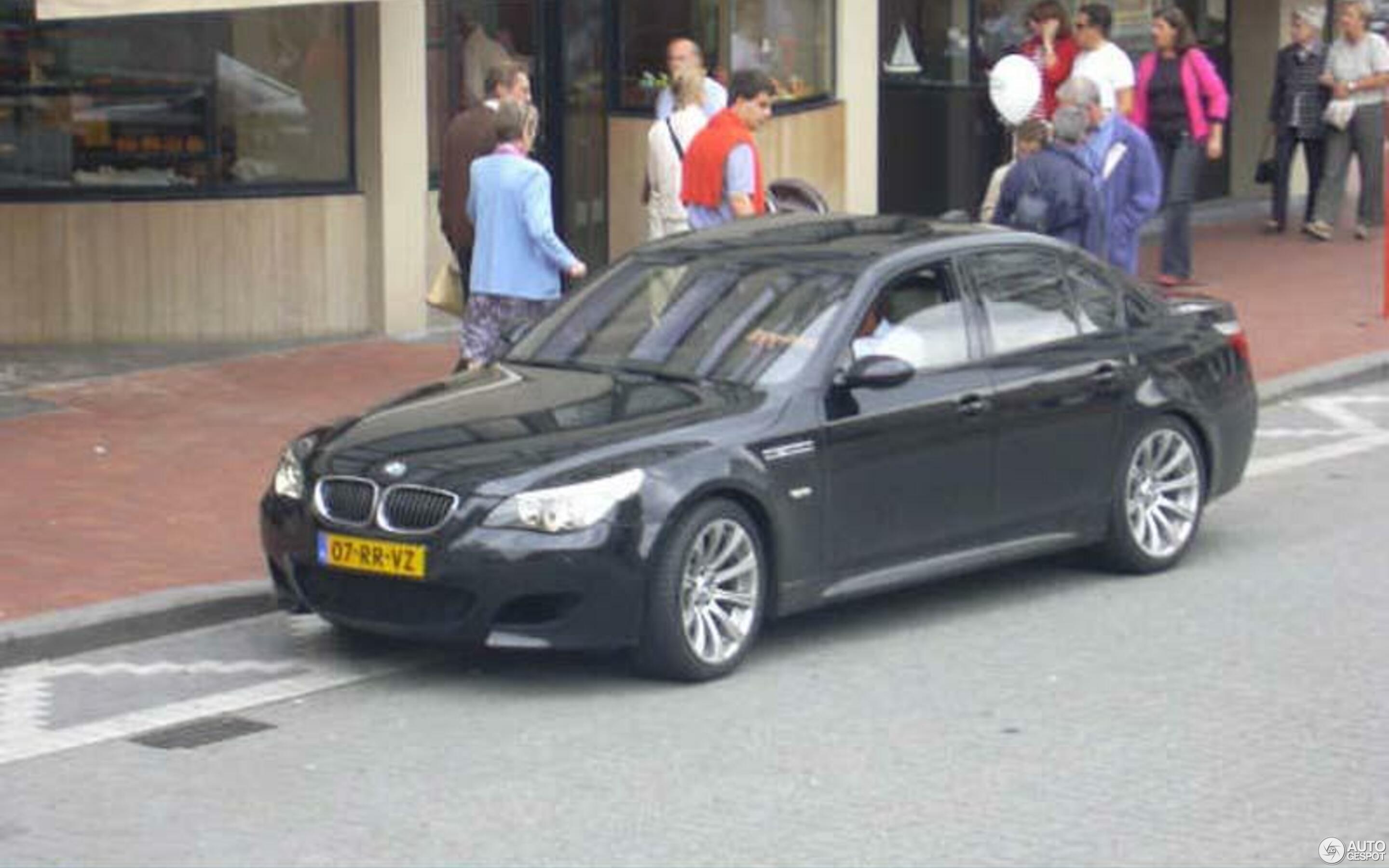 BMW M5 E60 2005